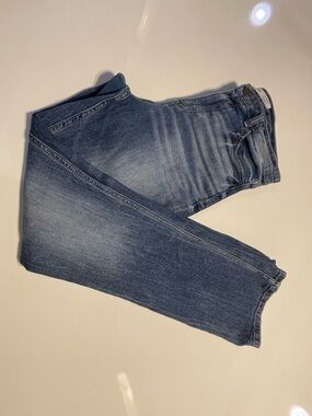 BKE Women's Straight Leg Jeans - Faded Blue Wash
